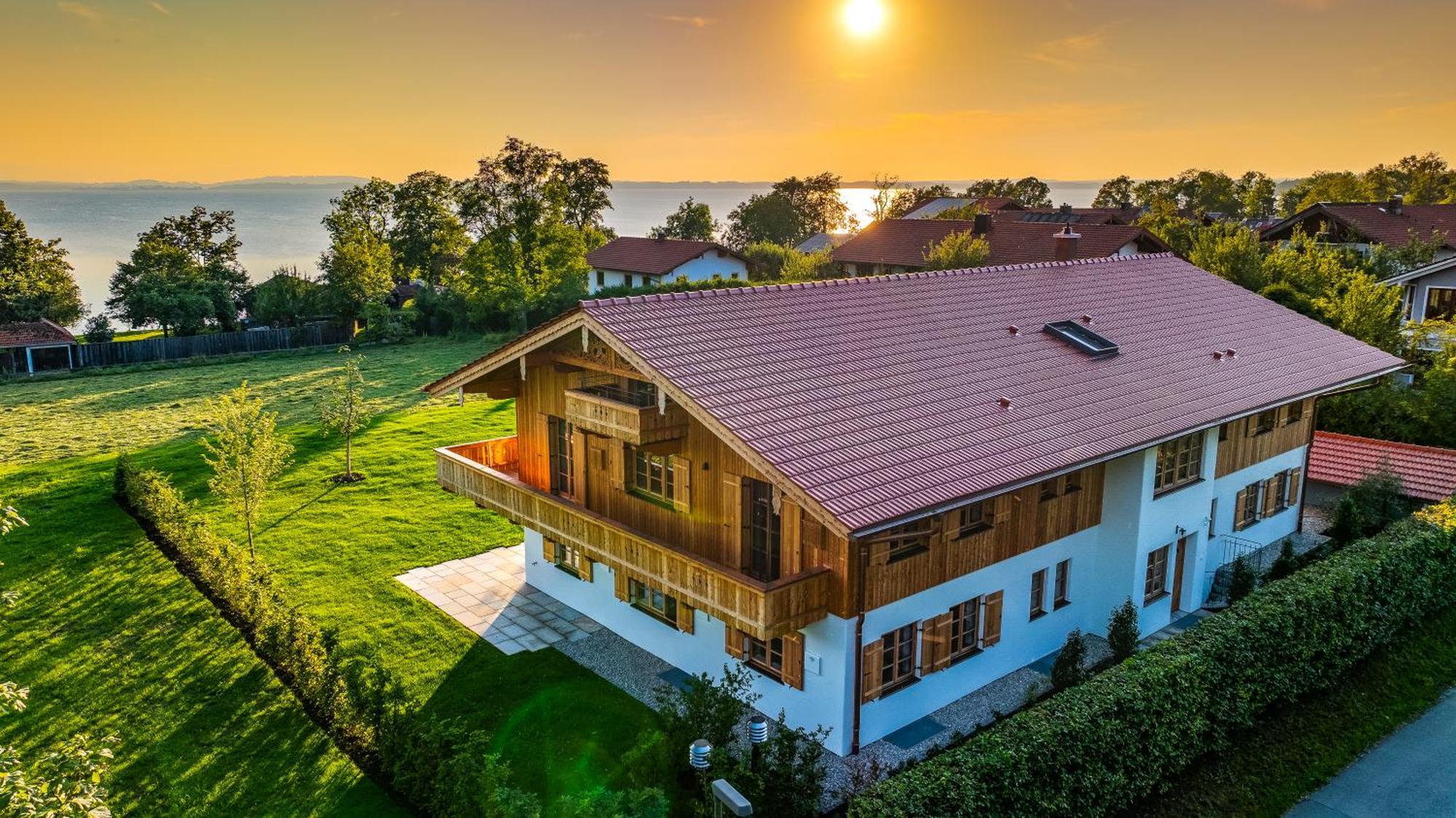 Graf Chiemo Suites - Direkt Am Chiemsee Mit Separatem Seezugang Chieming Exterior photo